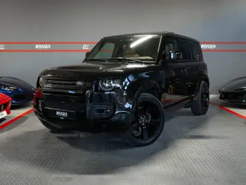 LAND ROVER Defender 5.0 V8 AHK HUD PANO MERIDIAN MILLTEK