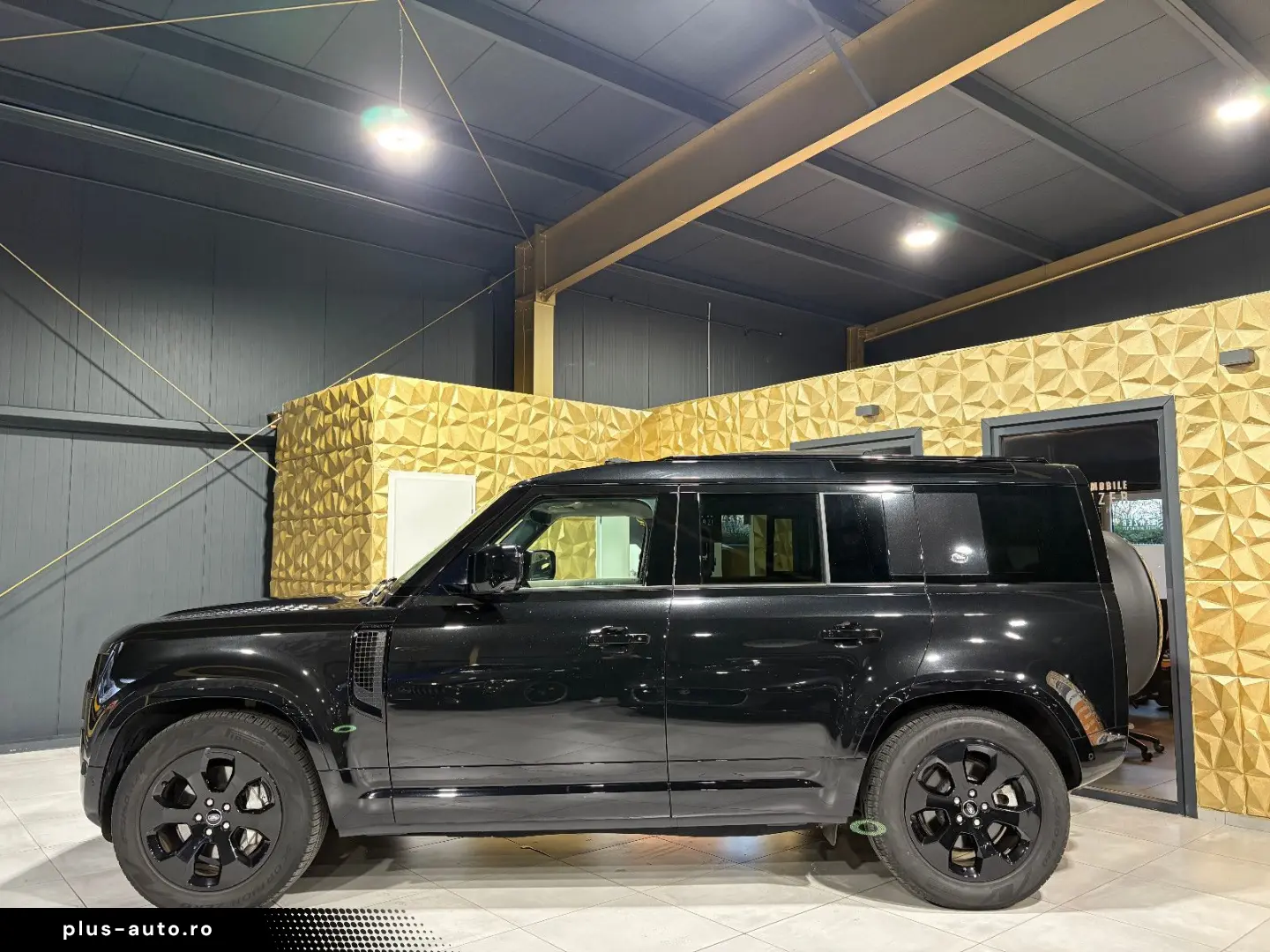 LAND ROVER Defender 110 X-Dynamic SE P400 PANO MEMORY 360