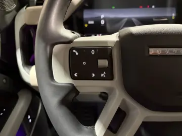 LAND ROVER Defender 110 X-Dynamic SE P400 PANO MEMORY 360