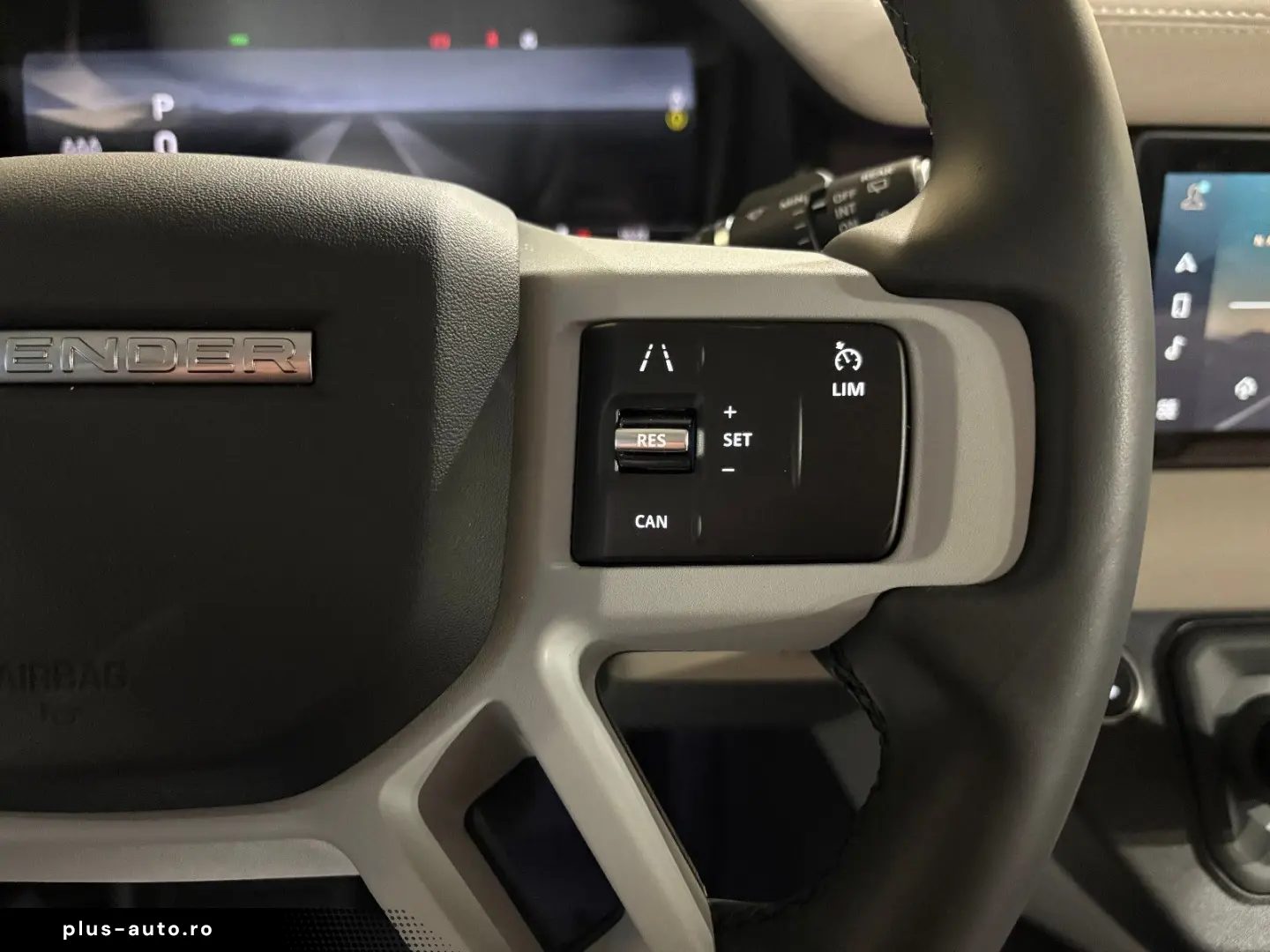 LAND ROVER Defender 110 X-Dynamic SE P400 PANO MEMORY 360