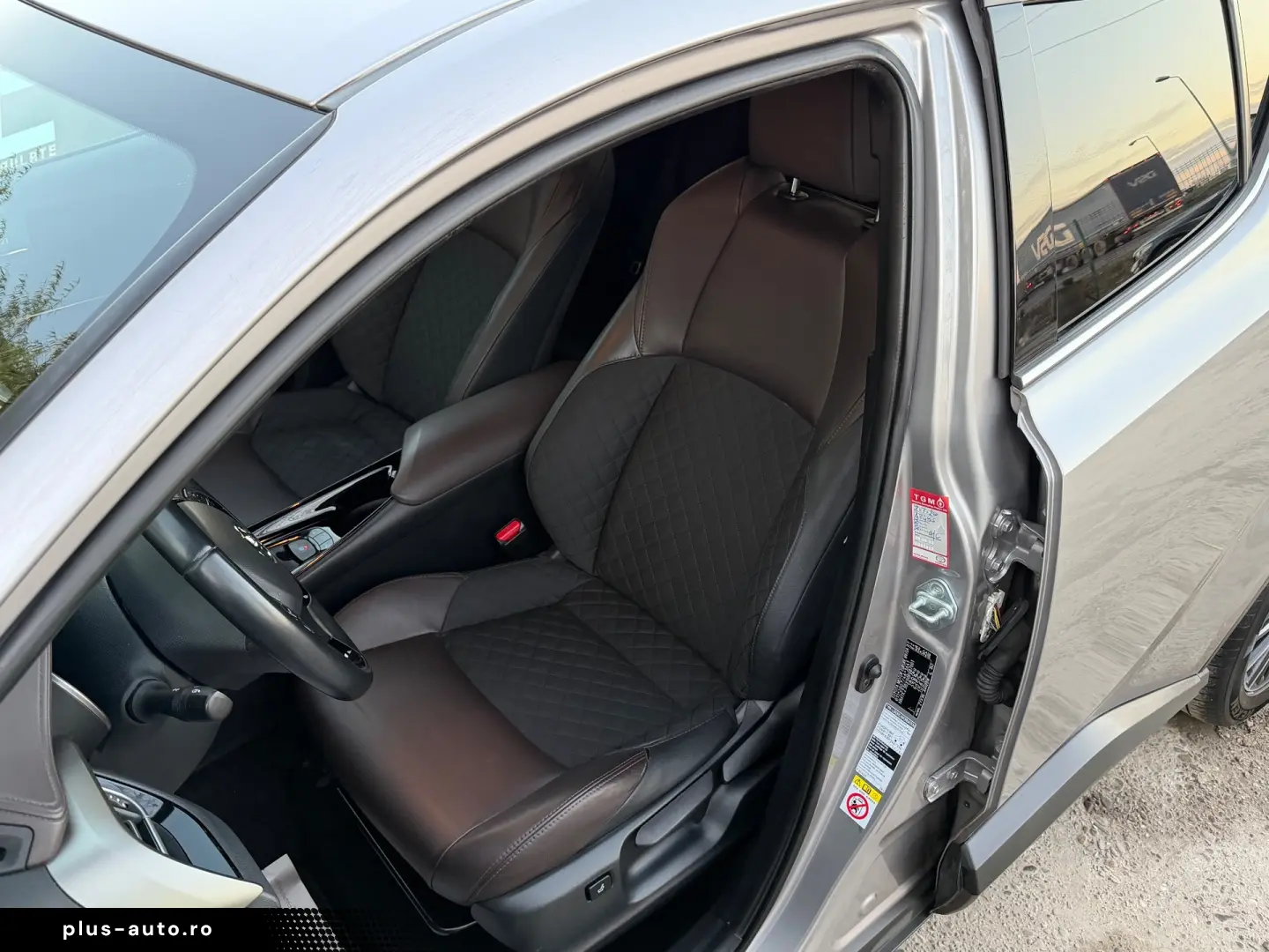 Toyota C-HR Hybrid Lounge