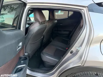 Toyota C-HR Hybrid Lounge