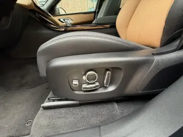 LAND ROVER Range Rover Velar P400 Autobiography