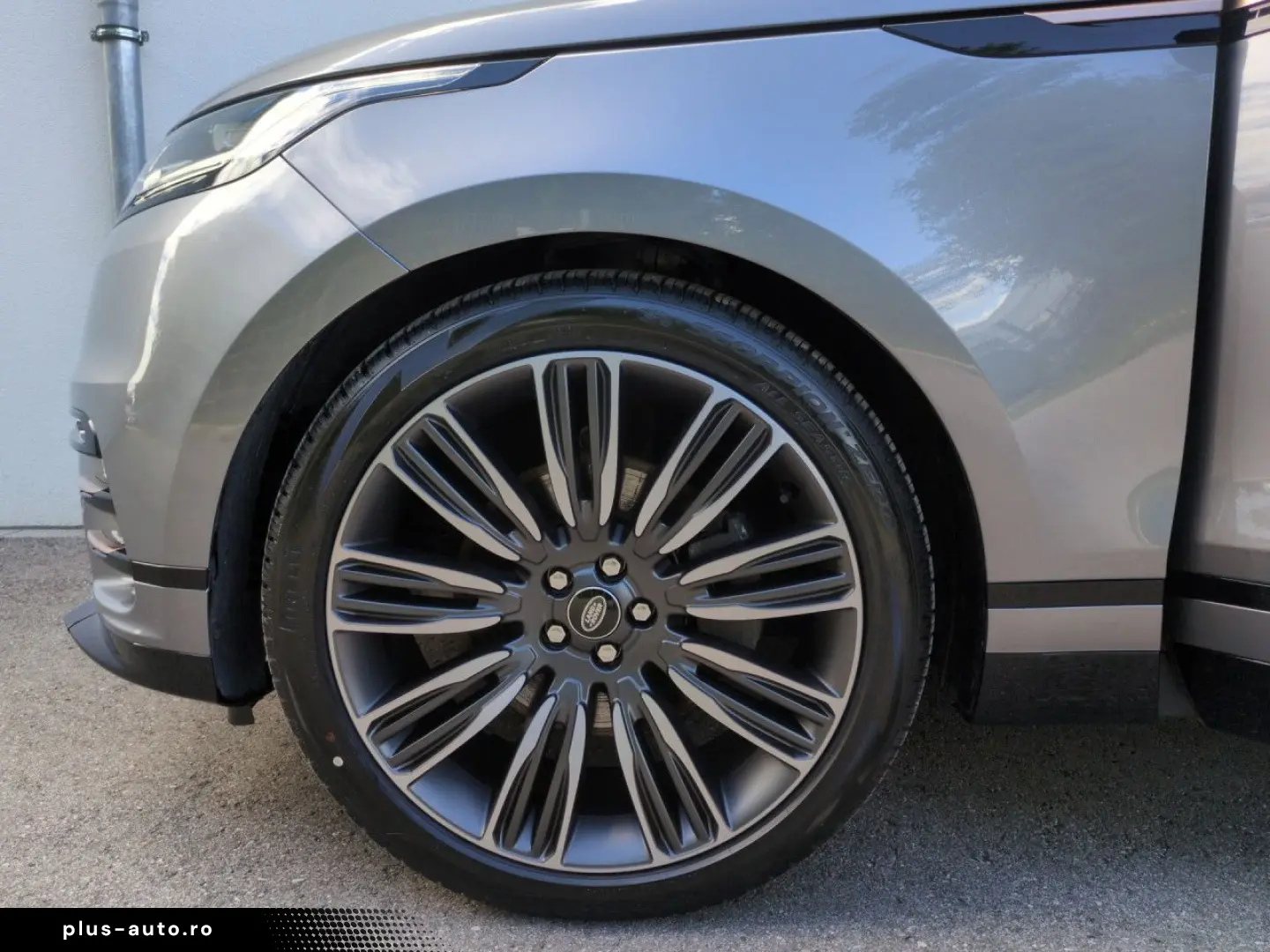 LAND ROVER Range Rover Velar D200 R-Dynamic SE HeadUp Pa