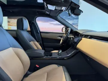 LAND ROVER Range Rover Velar D300 Autobio BlackPack HUD 22