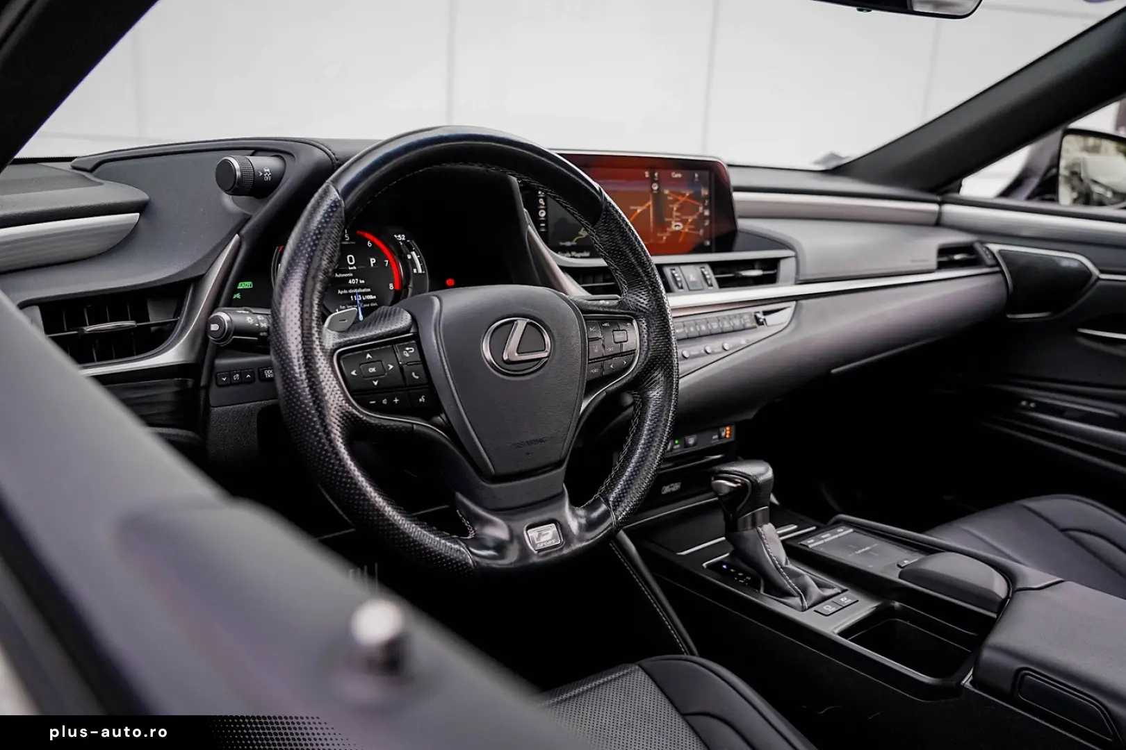 Lexus Seria ES 300h Style Edition