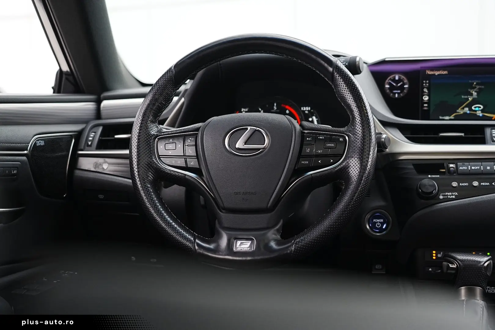 Lexus Seria ES 300h Style Edition