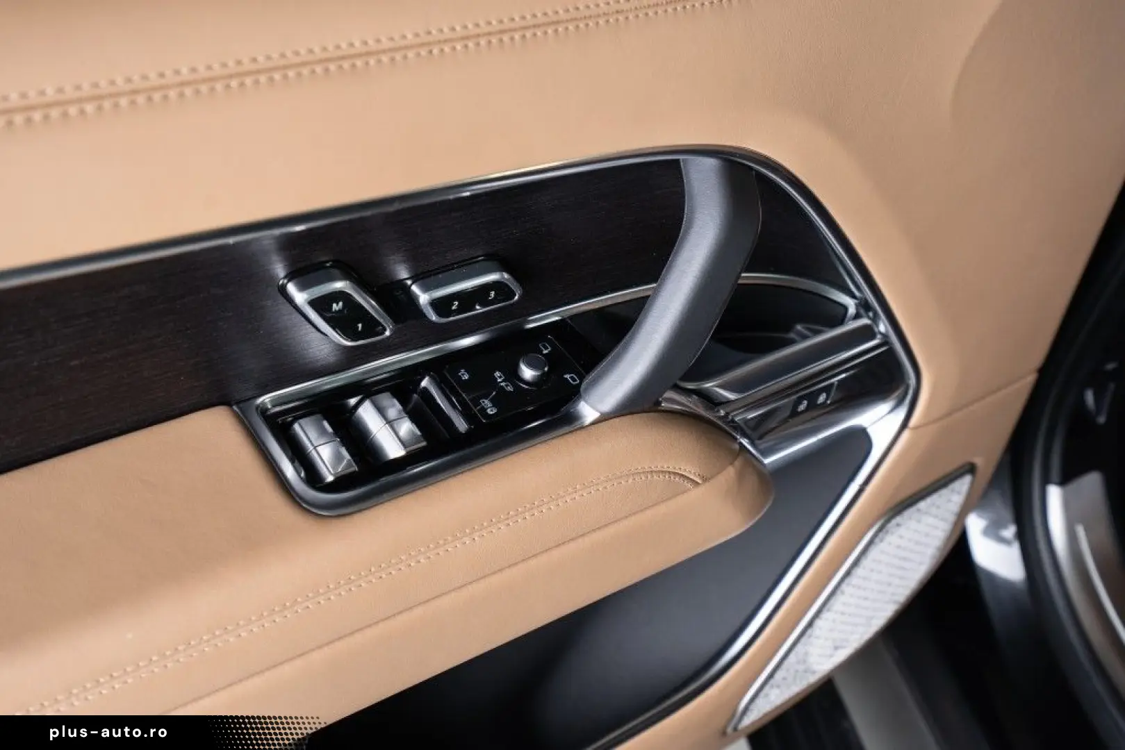 LAND ROVER Range Rover D350 Autobiography LWB 7.SEATS