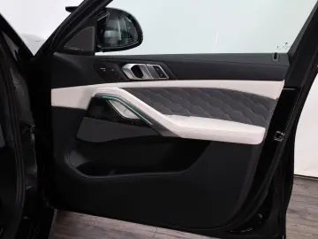 BMW X6 M Competition H&K HeadUp SoftClose