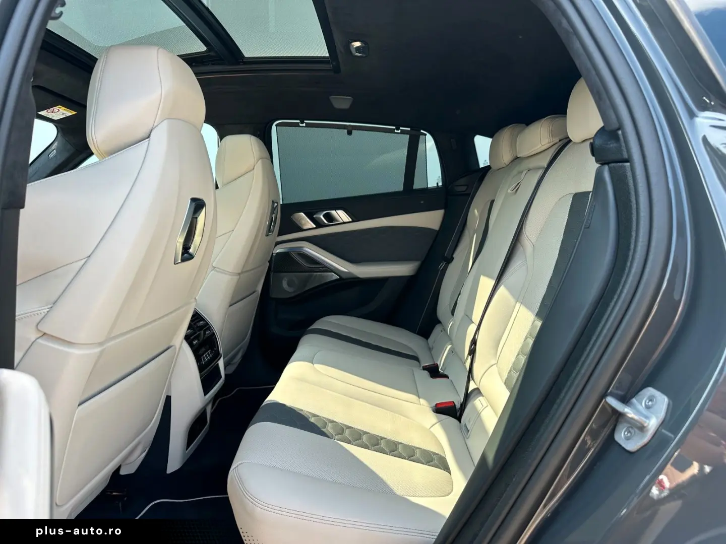 BMW X6 M Competition Bowers Sky Lounge AHK