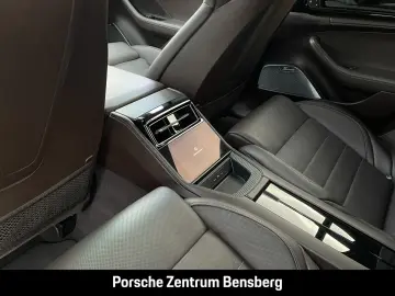PORSCHE Panamera Turbo E-Hybrid
