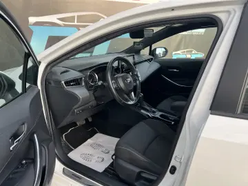 Toyota Corolla 1.8 HSD Dynamic