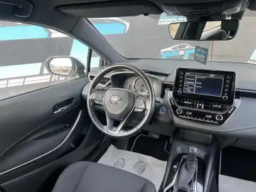 Toyota Corolla 1.8 HSD Dynamic