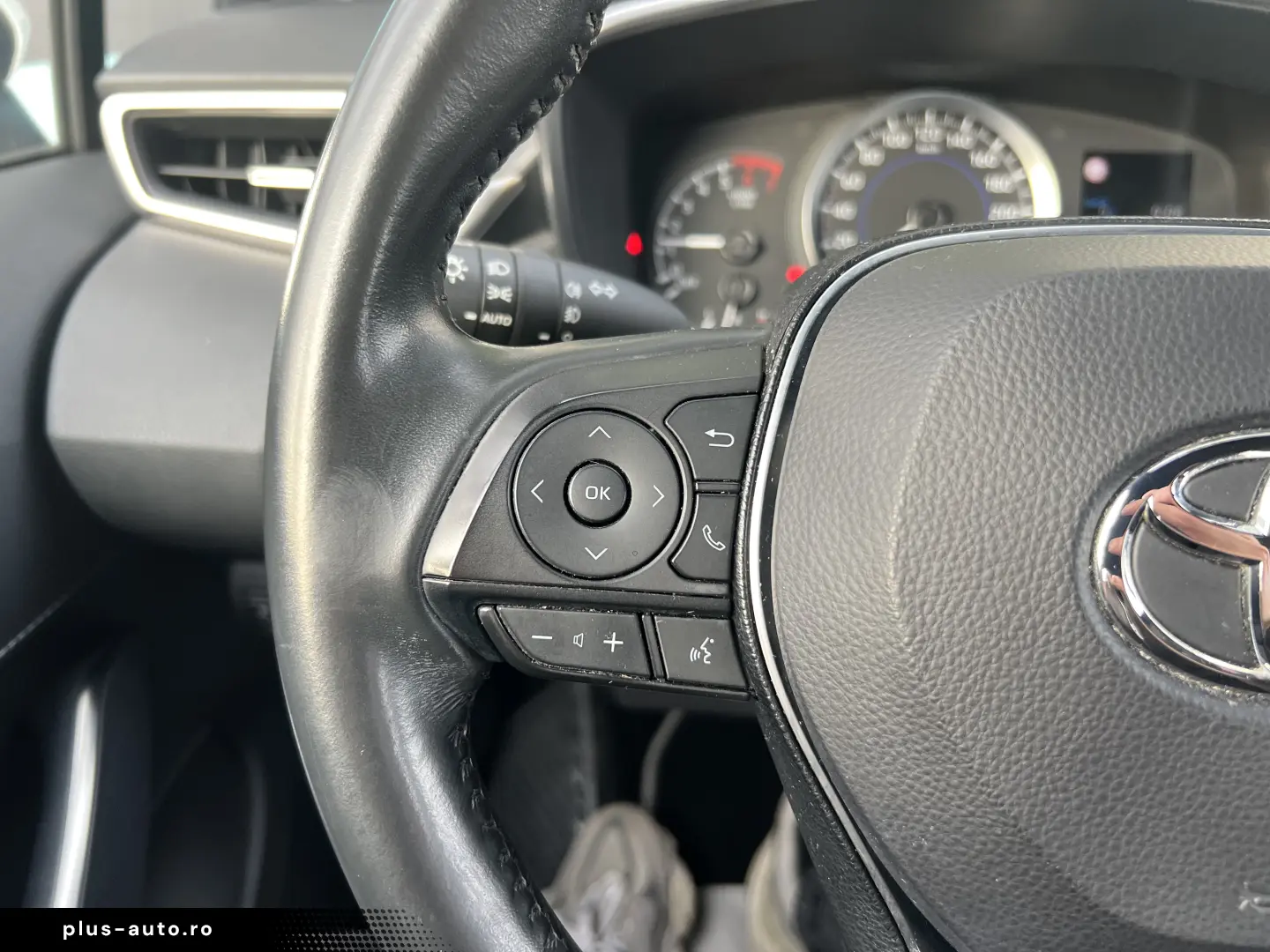 Toyota Corolla 1.8 HSD Dynamic