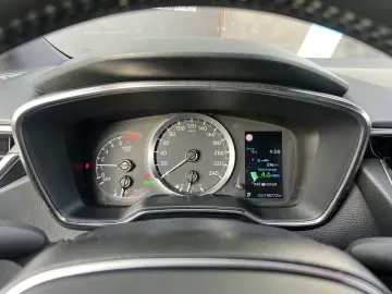 Toyota Corolla 1.8 HSD Dynamic