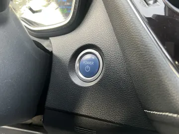 Toyota Corolla 1.8 HSD Dynamic