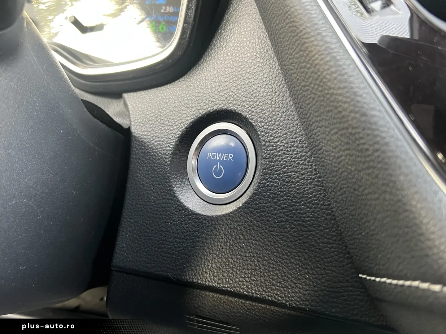 Toyota Corolla 1.8 HSD Dynamic