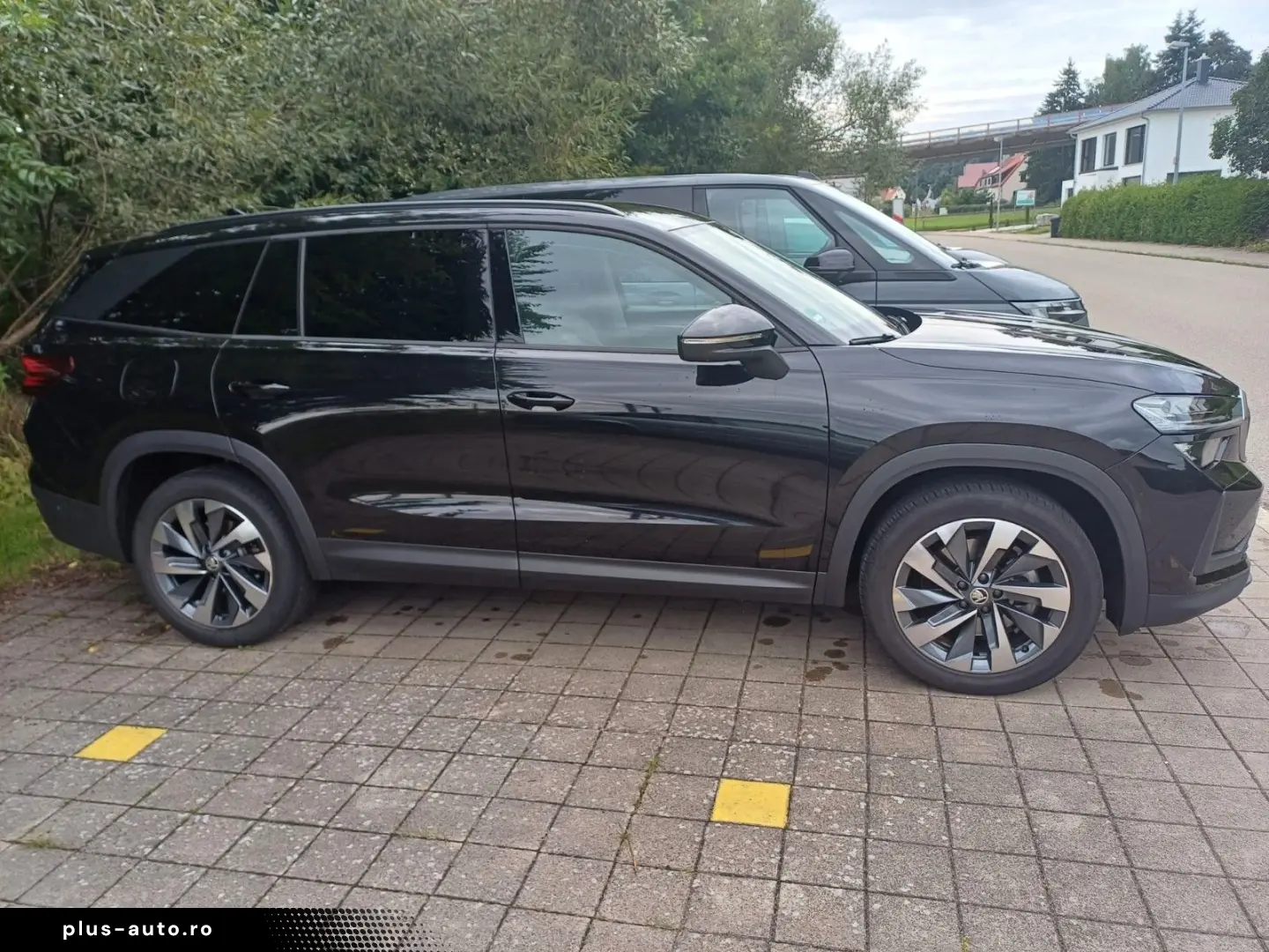 SKODA Kodiaq 2.0 TDI 4x4 Sel. 7 Si AHK voll neues Mod.