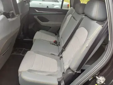 SKODA Kodiaq 2.0 TDI 4x4 Sel. 7 Si AHK voll neues Mod.