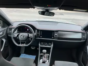 SKODA Kodiaq FL RS 4x4 2.0 TSI 180 kW 1. Hand