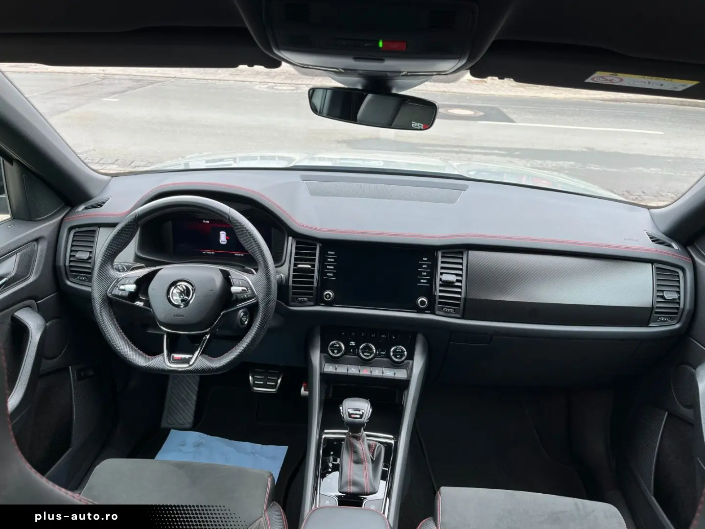 SKODA Kodiaq FL RS 4x4 2.0 TSI 180 kW 1. Hand