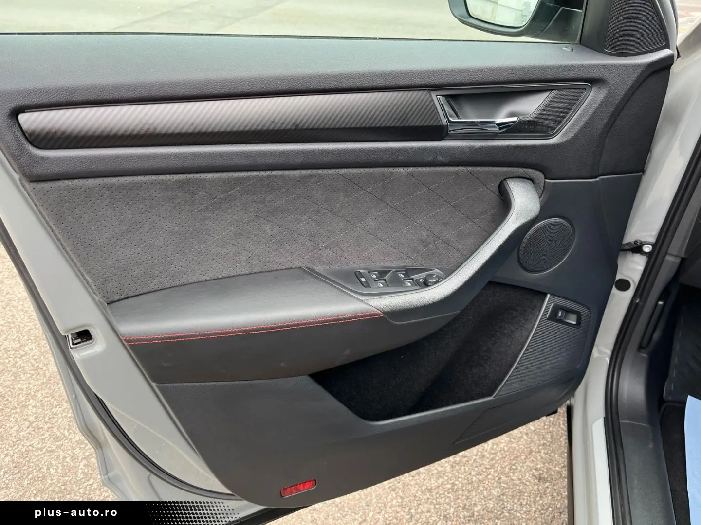 SKODA Kodiaq FL RS 4x4 2.0 TSI 180 kW 1. Hand