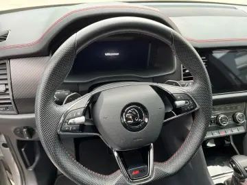 SKODA Kodiaq FL RS 4x4 2.0 TSI 180 kW 1. Hand