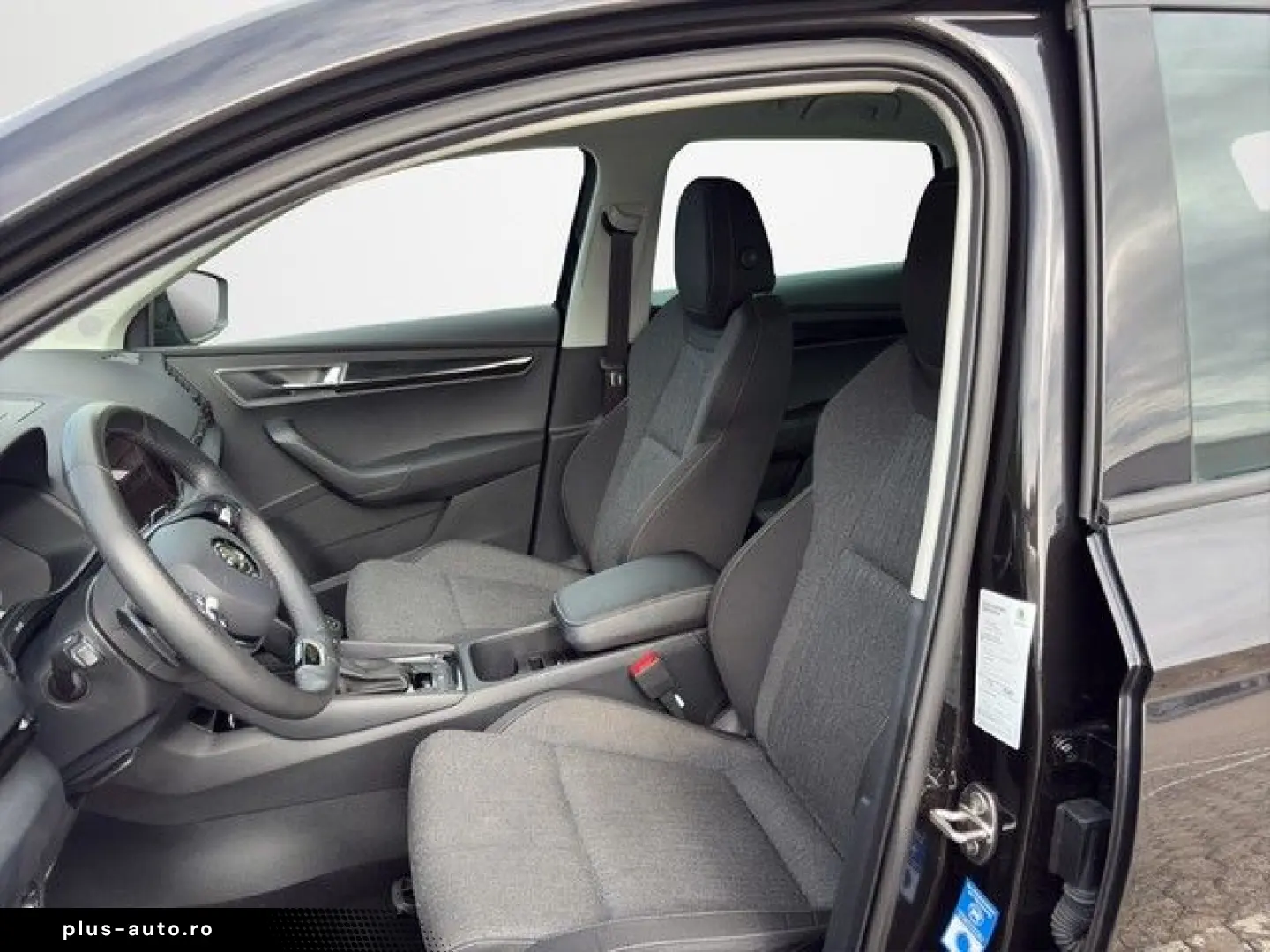 SKODA Karoq Style 4x4 2.0 TDI 110 kW  Navi