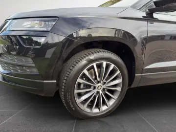 SKODA Karoq Style 4x4 2.0 TDI 110 kW  Navi