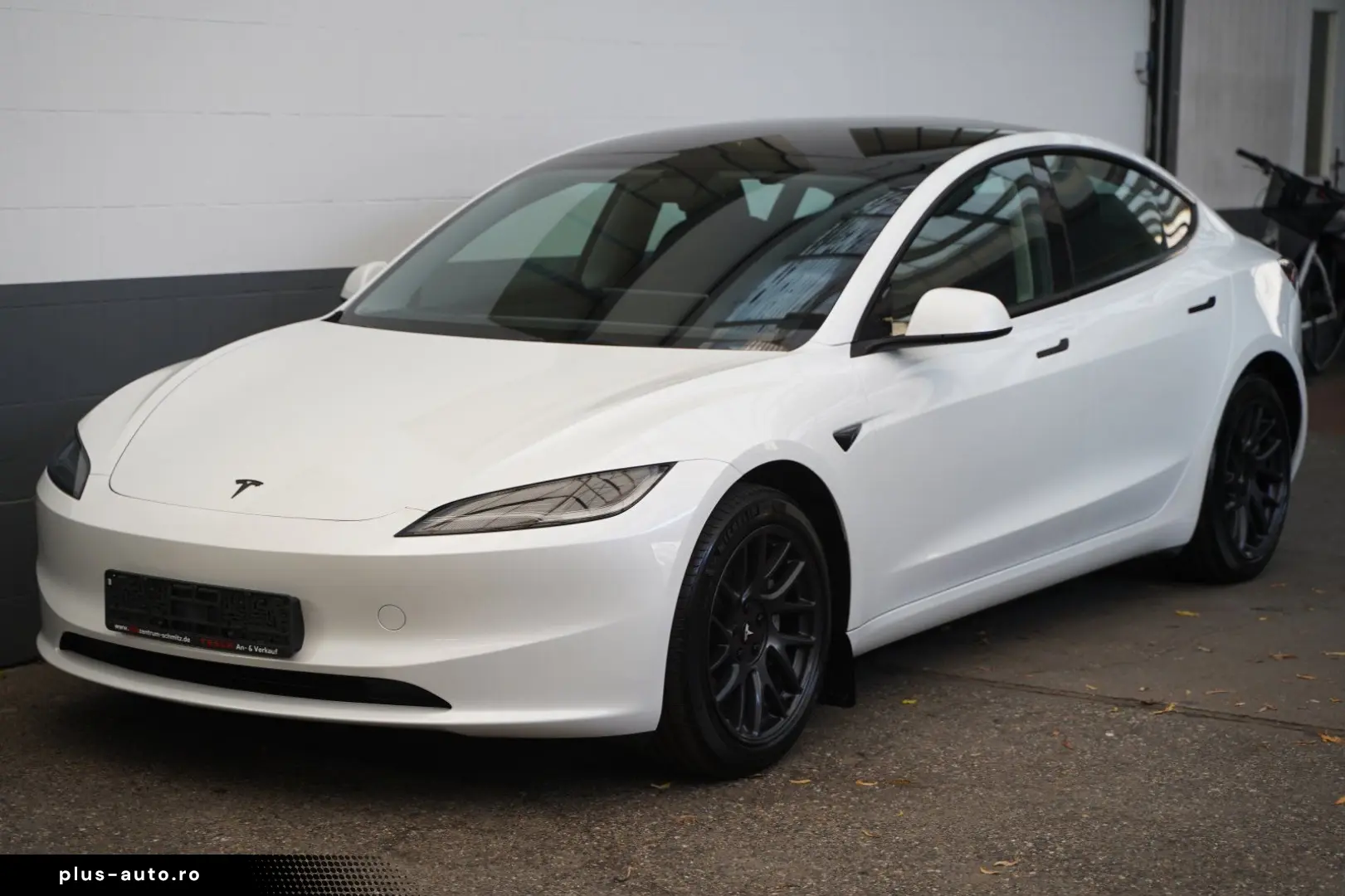 TESLA Model 3 Long Range AWD  Highland HW4