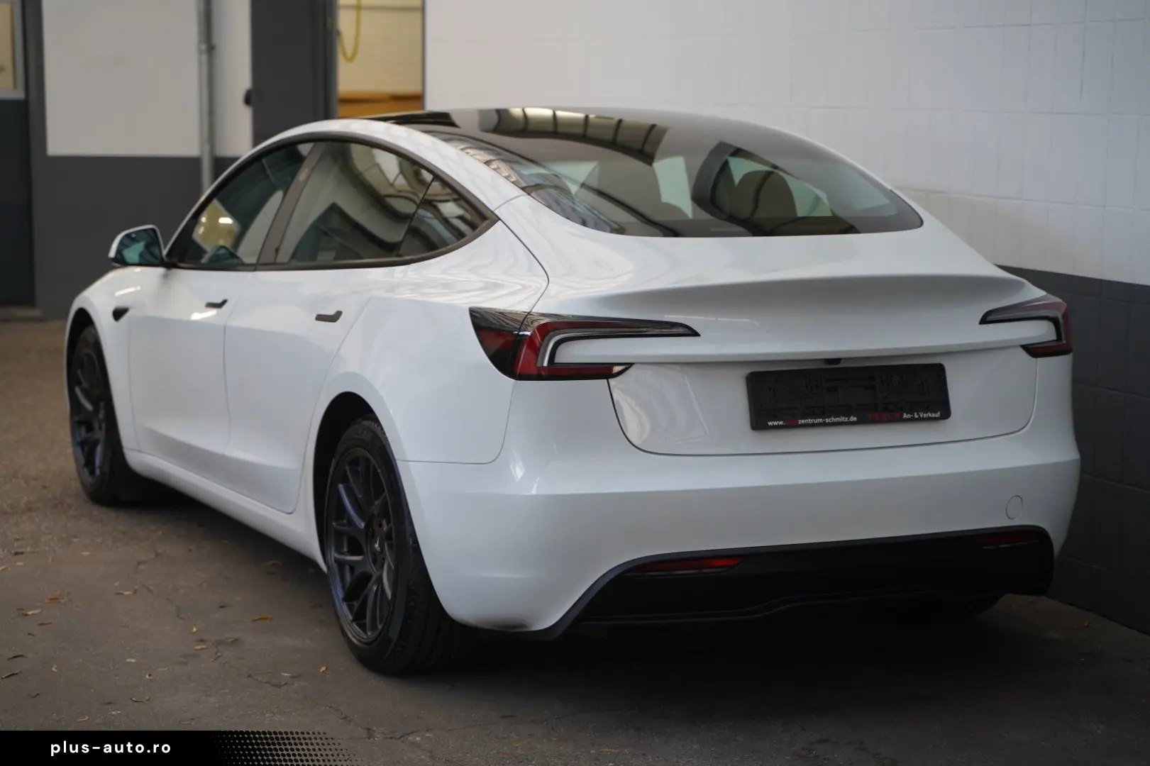 TESLA Model 3 Long Range AWD  Highland HW4