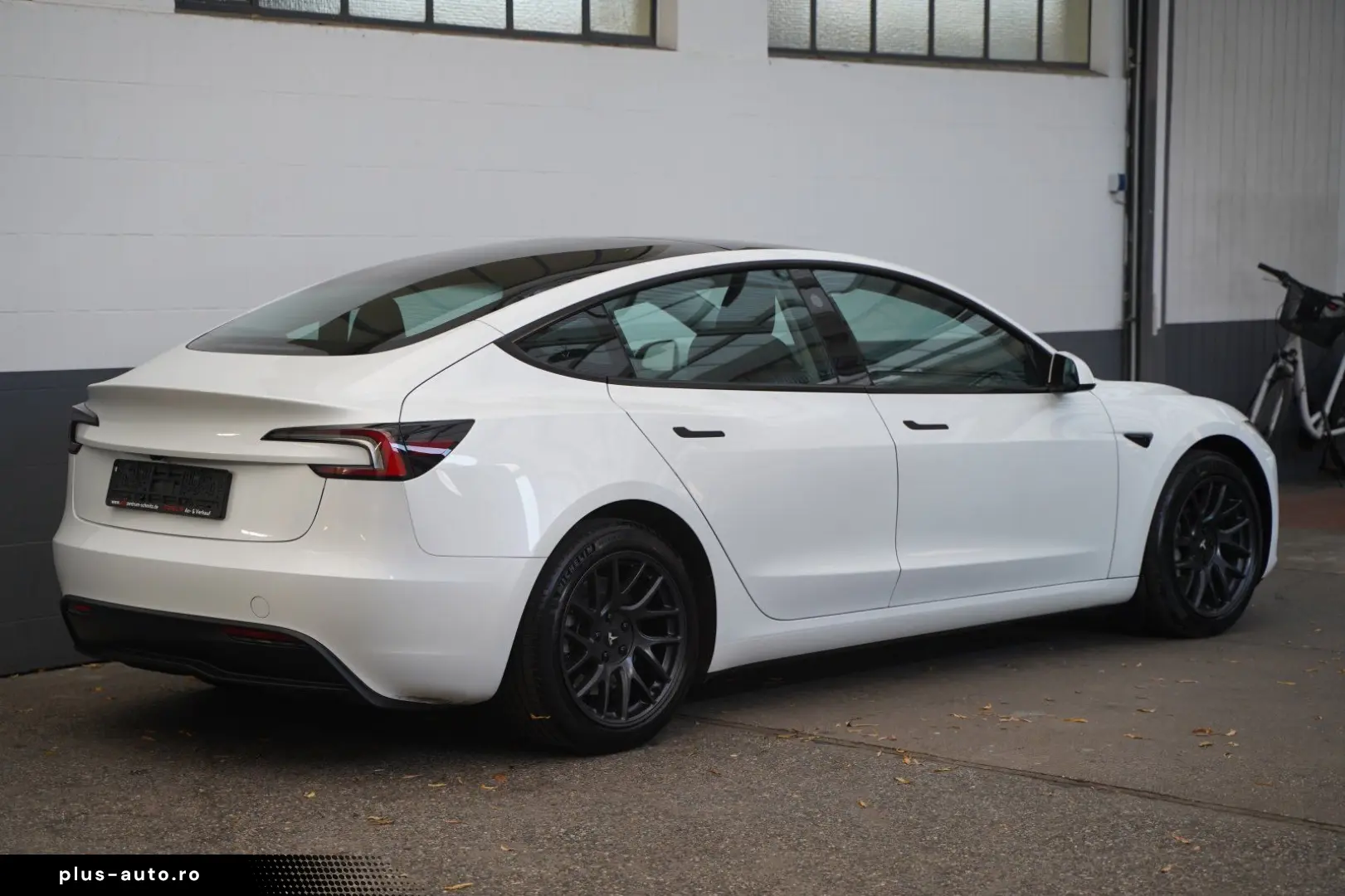 TESLA Model 3 Long Range AWD  Highland HW4