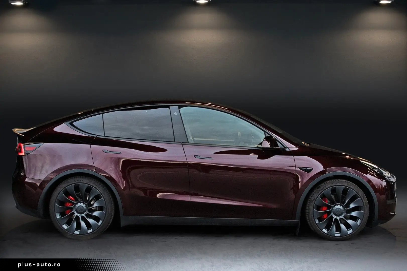 TESLA Model Y Performance AWD MY2023 AHK Unfallfrei