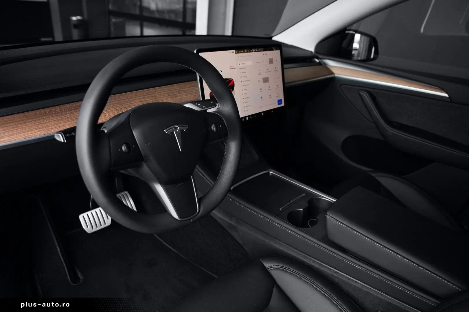 TESLA Model Y Performance AWD MY2023 AHK Unfallfrei