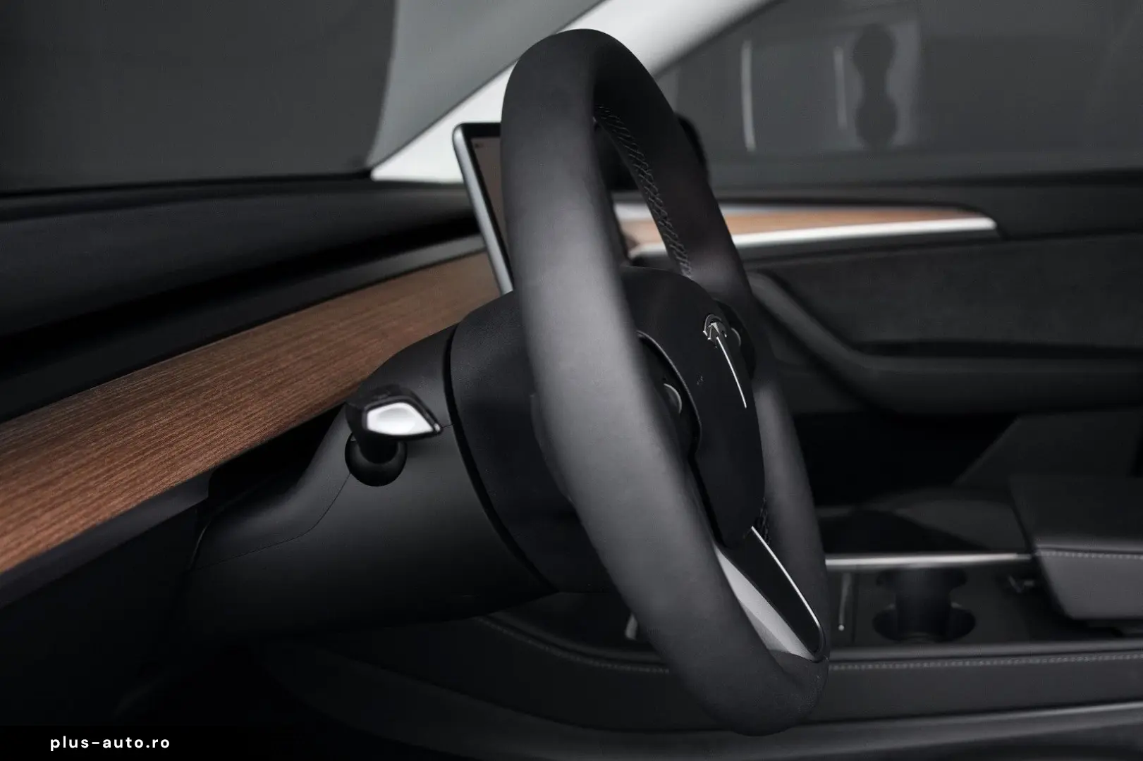 TESLA Model Y Performance AWD MY2023 AHK Unfallfrei