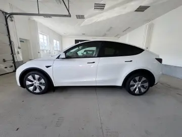 TESLA Model Y Long Range Dual Motor AWD