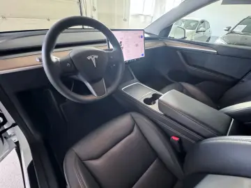 TESLA Model Y Long Range Dual Motor AWD