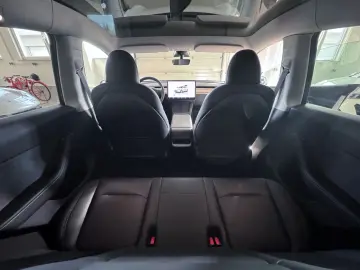 TESLA Model Y Long Range Dual Motor AWD