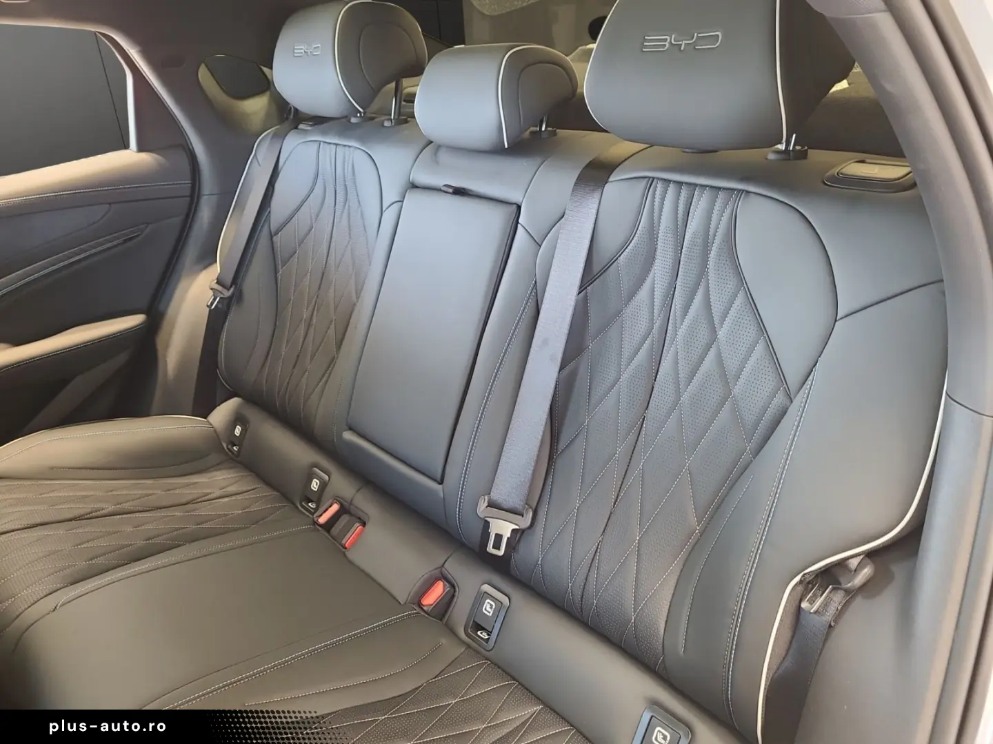 BYD Seal Excellence AWD Pano Soundsystem Wärmepumpe