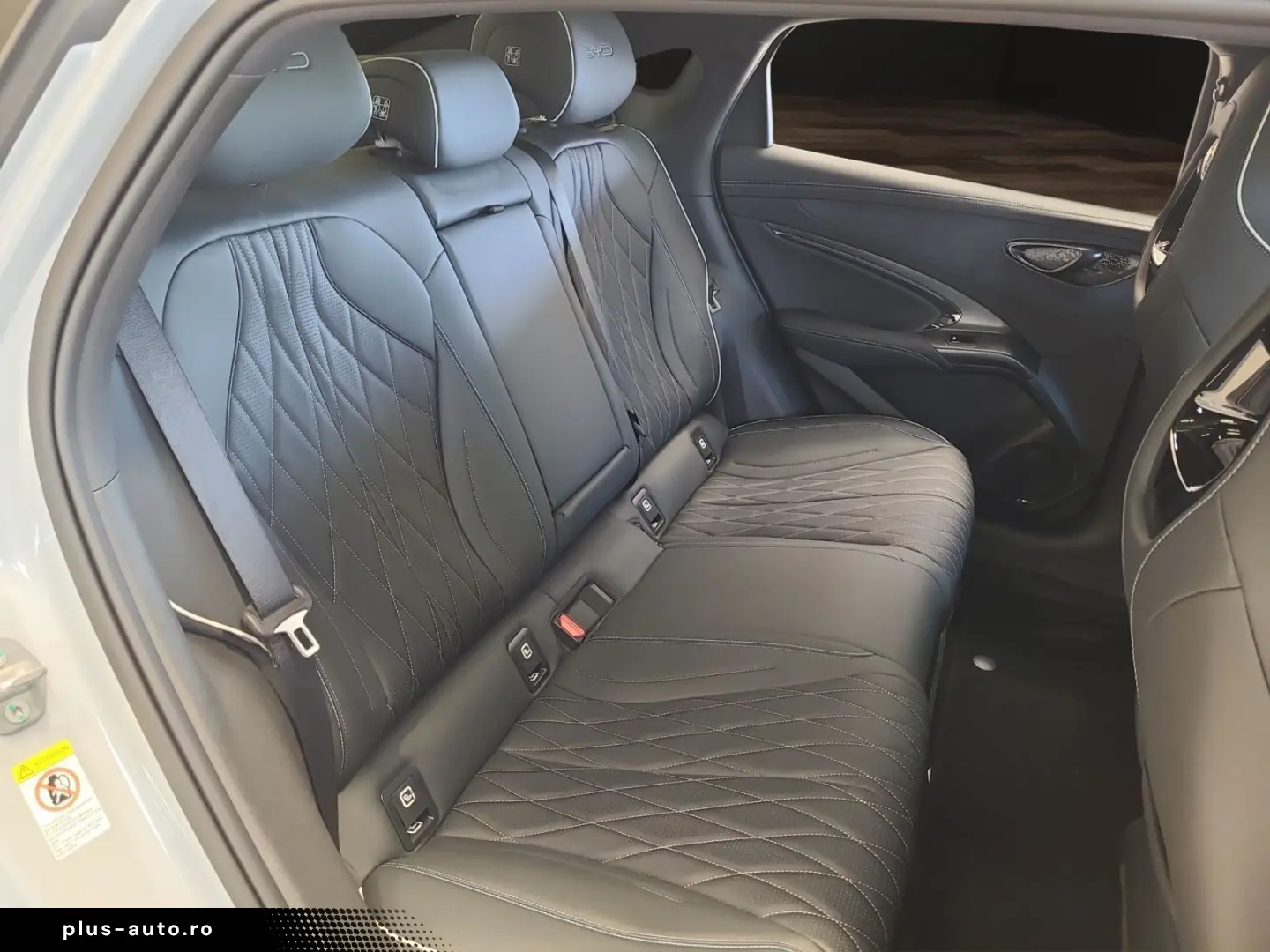 BYD Seal Excellence AWD Pano Soundsystem Wärmepumpe