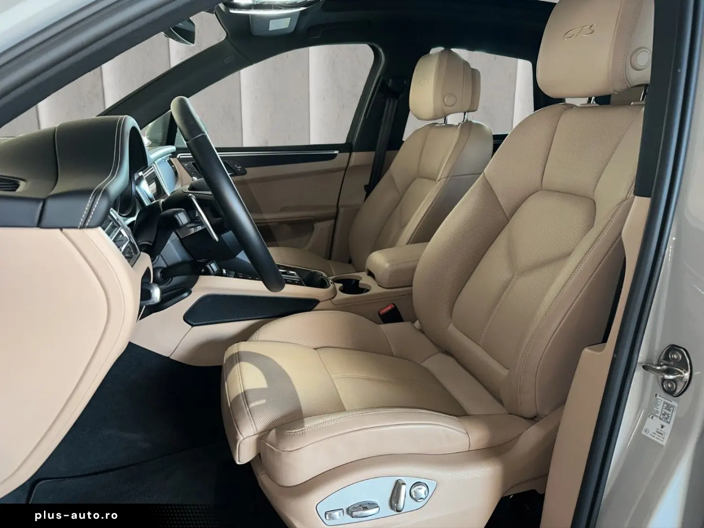 PORSCHE Macan GTS Chrono Sport Design PDLS  STHZG KREIDE