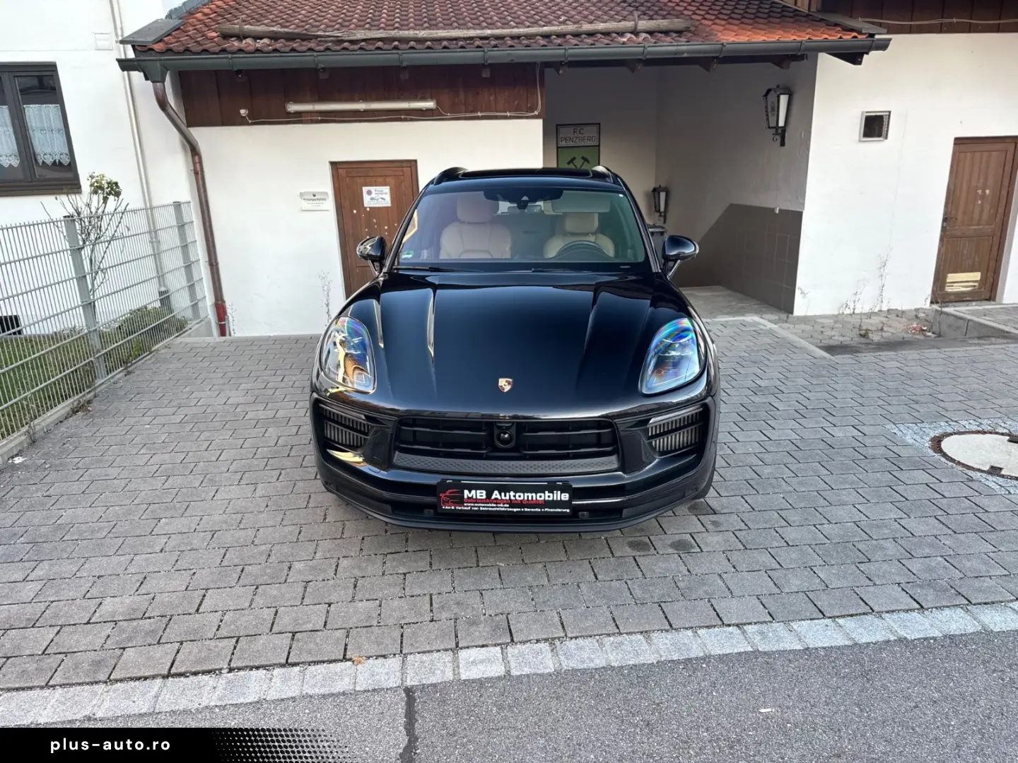 PORSCHE MacanS Approved Chrono Luft AHK ACC Pano AGA