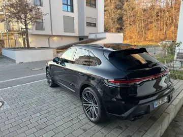 PORSCHE MacanS Approved Chrono Luft AHK ACC Pano AGA