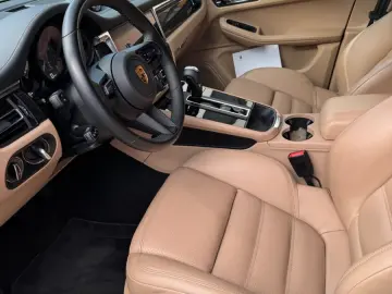 PORSCHE MacanS Approved Chrono Luft AHK ACC Pano AGA