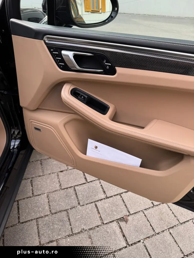 PORSCHE MacanS Approved Chrono Luft AHK ACC Pano AGA