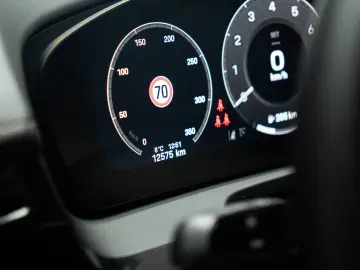 PORSCHE Panamera GTS Full