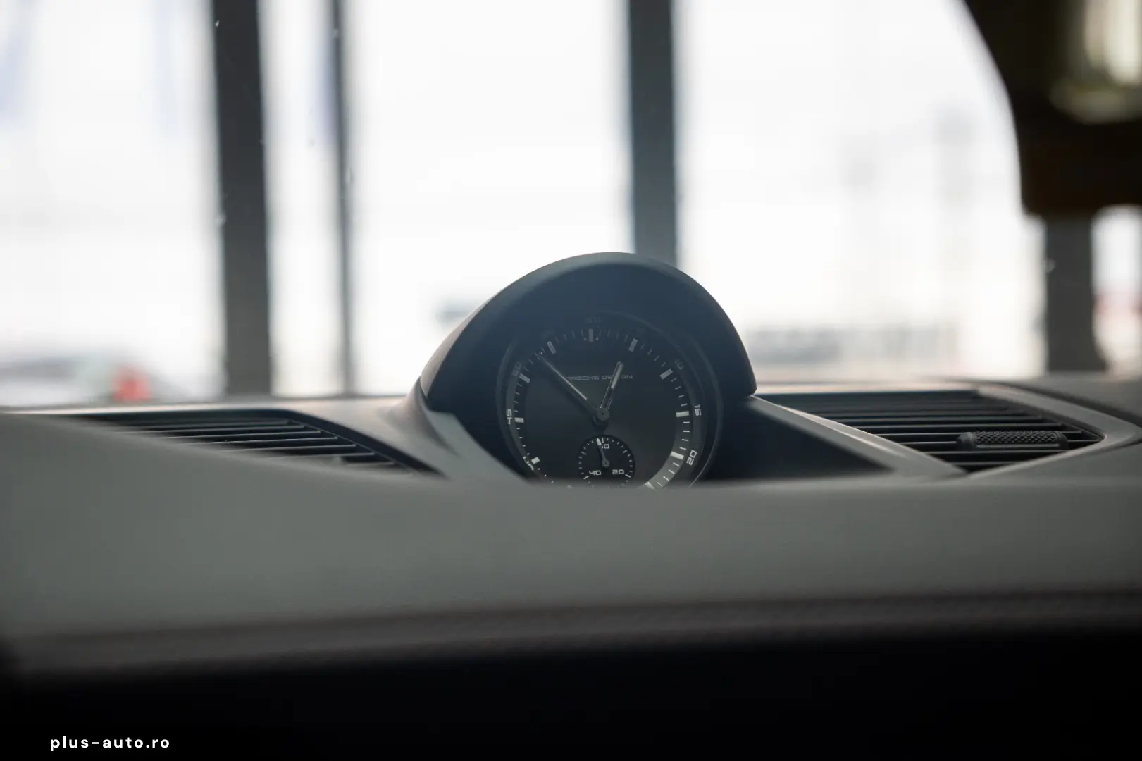 PORSCHE Panamera GTS Full