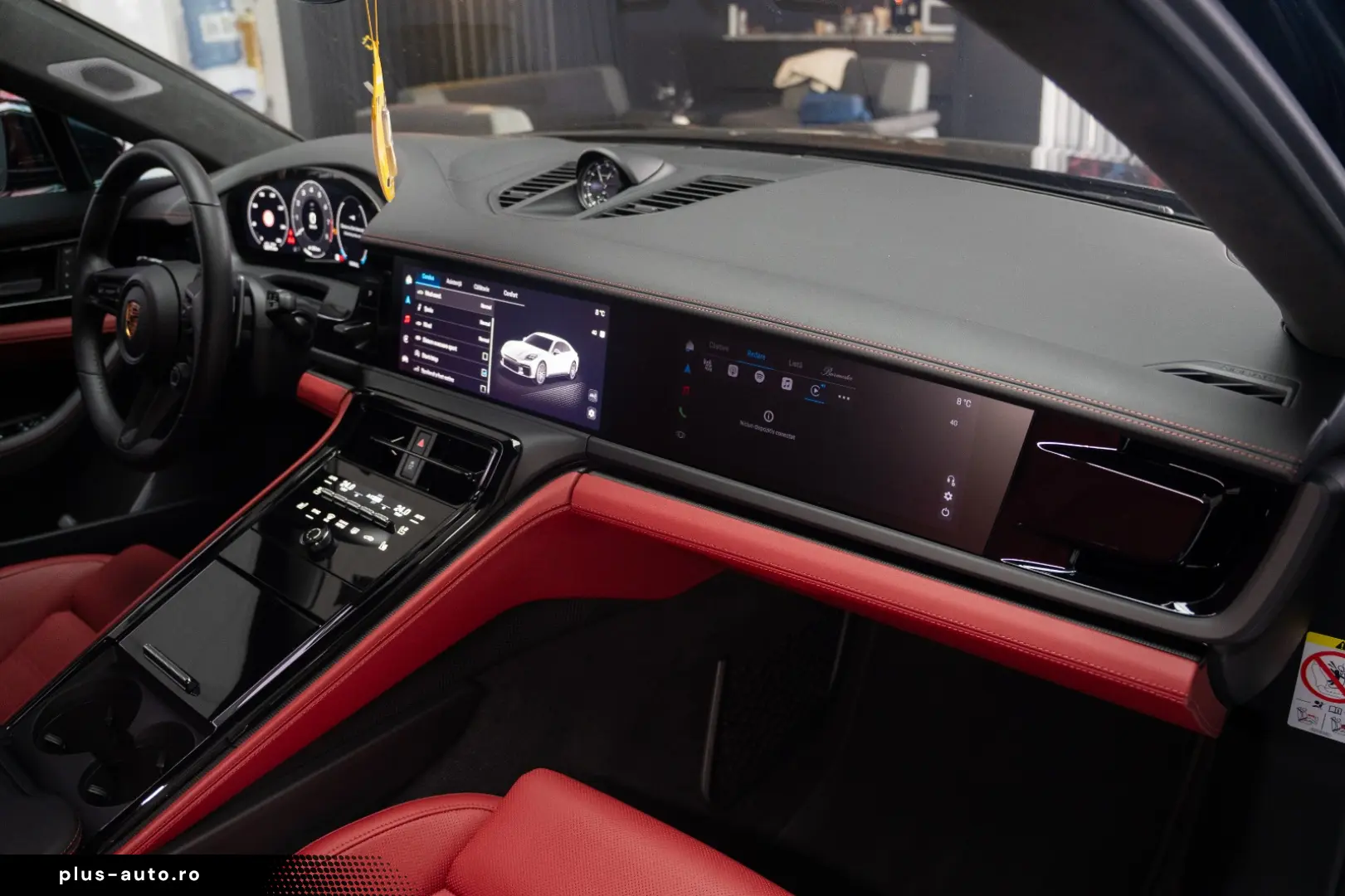 PORSCHE Panamera GTS Full