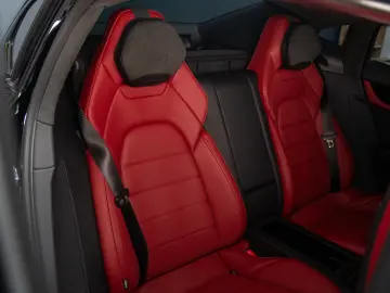 PORSCHE Panamera GTS Full