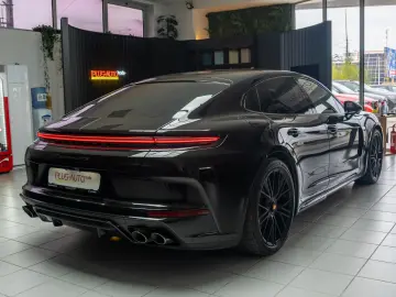 PORSCHE Panamera GTS Full